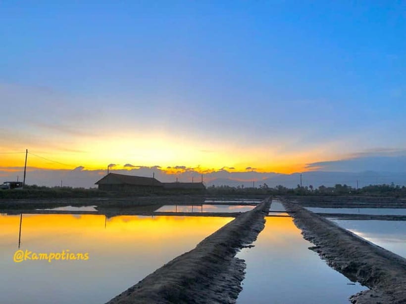 Discover Kampot-Kep for a day trip include Bokor mountain - La Plantation Restaurant and Brateak Krola Lake for the finale you remember