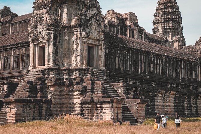 Discover the Tastes Temples and Tales of Authentic Cambodia - From Battambang market to fish amok cooking class, then Phare circus night
