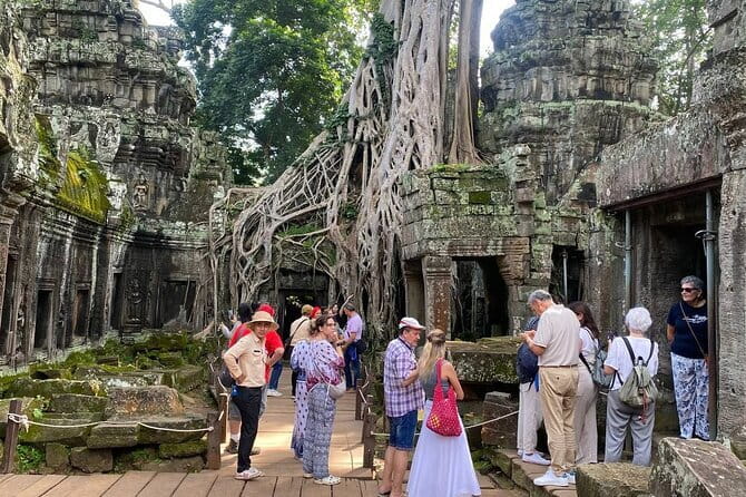 Exclusive Angkor temples and Small group temples tours - Angkor Thom core: major temples without the aimless wandering