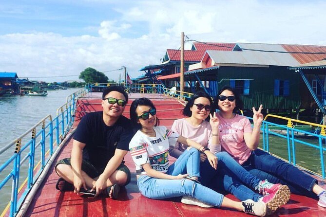 Experience Tranquility: Kampong Phluk Floating Villages Tours - Stilt houses and lake institutions, what you will see up close