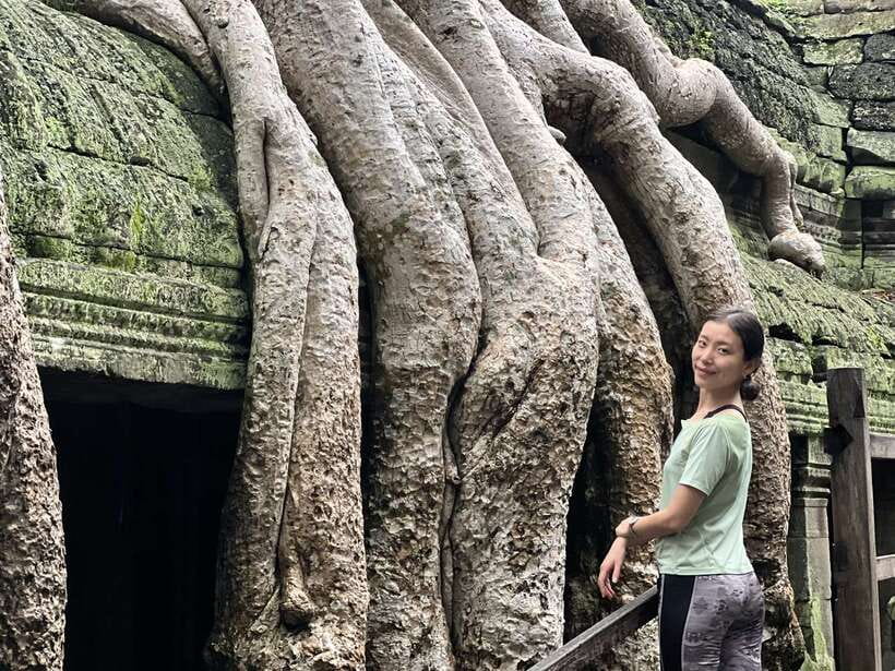 Explore Angkor Wat by Bike and Sunset - Lunch at a local restaurant: fuel that actually helps