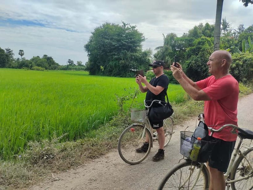 Explore the Village &Countryside By Bicycle-Half Day Morning - Meeting the group, getting comfortable on local bikes