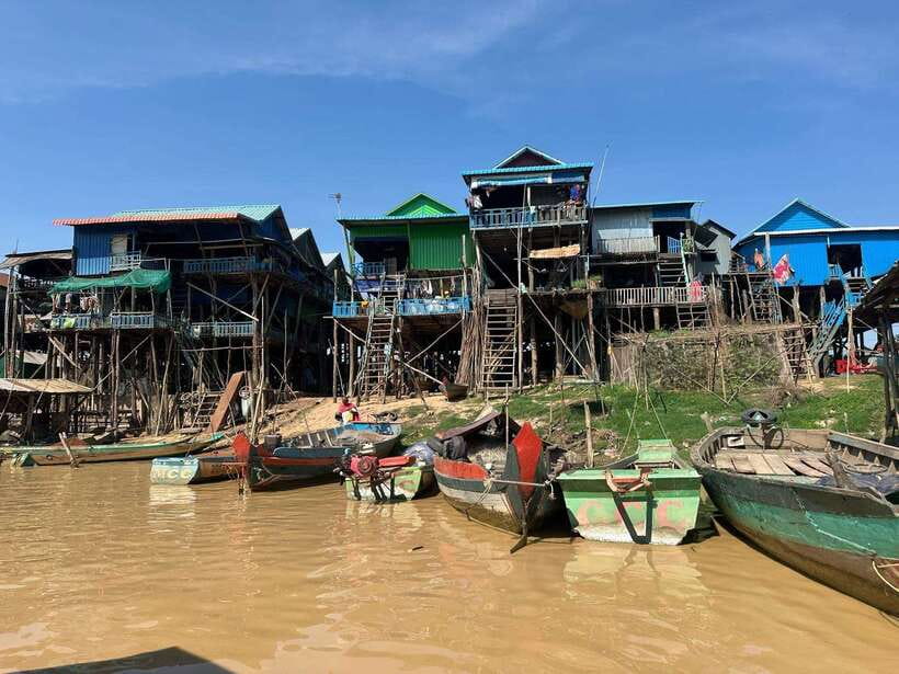 Exploring the Enchanting Kampong Phluk Floating Village - Entering Kampong Phluk: Stilted Houses and the True Flood Effect
