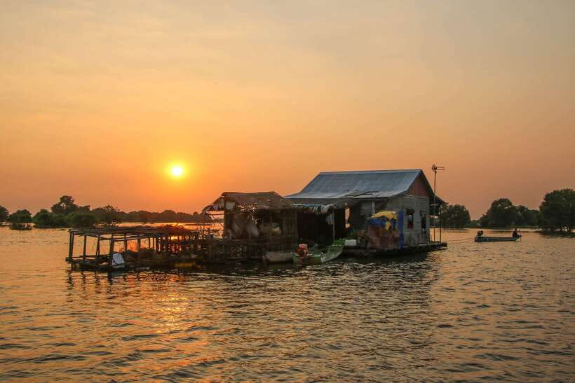 Floating Village and Tonlé Sap Sunset Tour - Included, Not Included, and What to Pack for Sun and Comfort