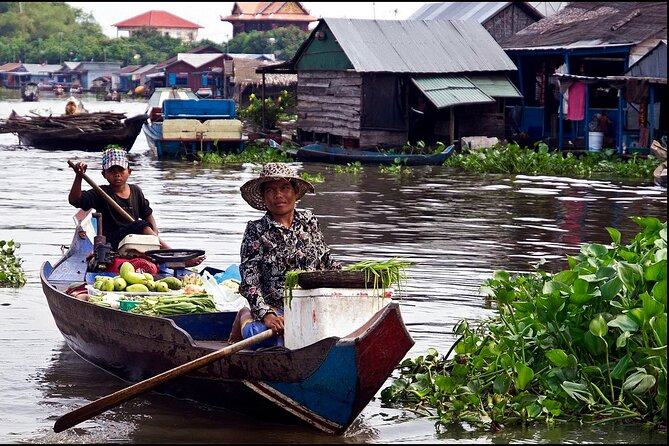 Floating Village-Mangrove Forest Private Tonle Sap Lake Boat Tour - Rolous Market and Wat Bo: the cultural zigzag that keeps it interesting