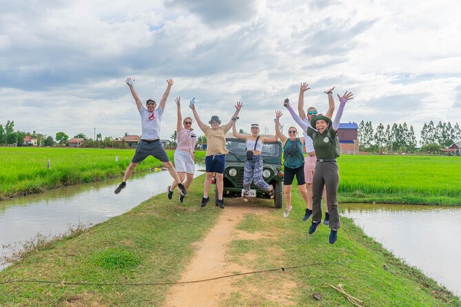 Floating Village Sunset Boat & Jeep Tour - Inclusive Drinks - Stop 3: Chreav family house in rice paddies, coconut or local juice