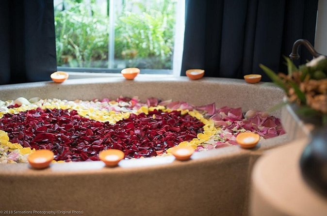Four Hand Relaxing Oil Massage - Price and value: is $38 fair for 90 minutes?