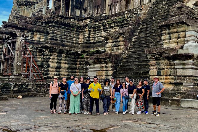 ( Free eSim) Classic Angkor Wat sunset Private Tour - Stop 5: Phnom Bakheng as Your Late-Day Finale