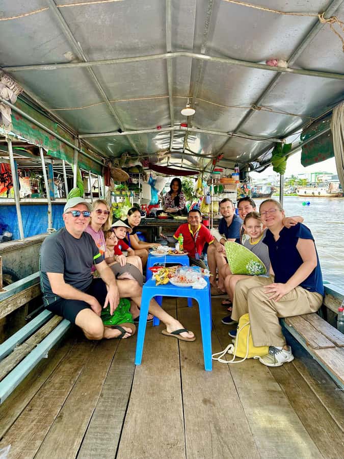 From HCM: Mekong Delta Floating Market 3days exit Phnom Penh - A 3-day loop from Ho Chi Minh City to Phnom Penh