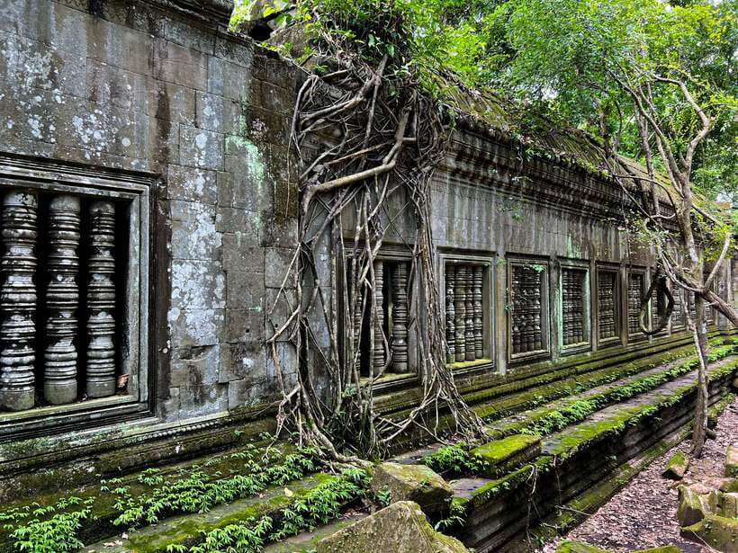 From Koh Ker: Full-Day Private Tour of Cambodian Temples - Dress Code and Rules Before You Reach the Temples