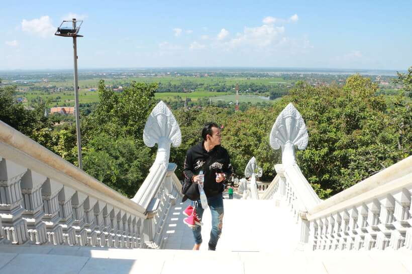 From Phnom Penh: Oudongk Mountain and Koh Chen Island Tour - Price and Value: What $75 Buys in a 6-Hour Day