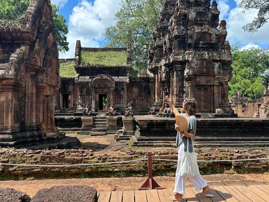 From Siem Reap: Banteay Srei Temple & Grand 5 Temple Tour - Ta Som and its iconic stone gate swallowed by trees
