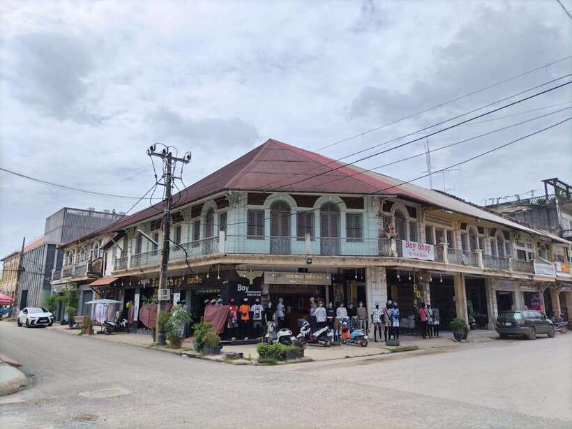 From Siem Reap: Battambang Day Trip Return or to Phnom Penh - Price and value: what $80 really turns into