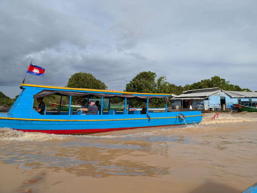 From Siem Reap: Floating Village Tour by Boat - Flooded Forest Rowing Canoe in Rainy Season (Oct to Jan)