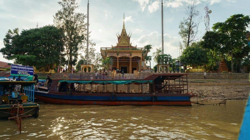 From Siem Reap: Kampong Phluk Floating Village Tour by Boat - Quick hits before you go