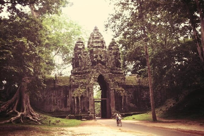 Full-Day Angkor Wat & All Must-See with Banteay Srei Private Tour - Step-by-Step Itinerary: What Each Stop Feels Like