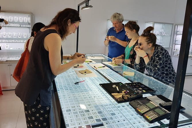 Full-Day Cambodian Gemology Workshop from Siem Reap - Cambodian gemology in Siem Reap: what you learn in plain language
