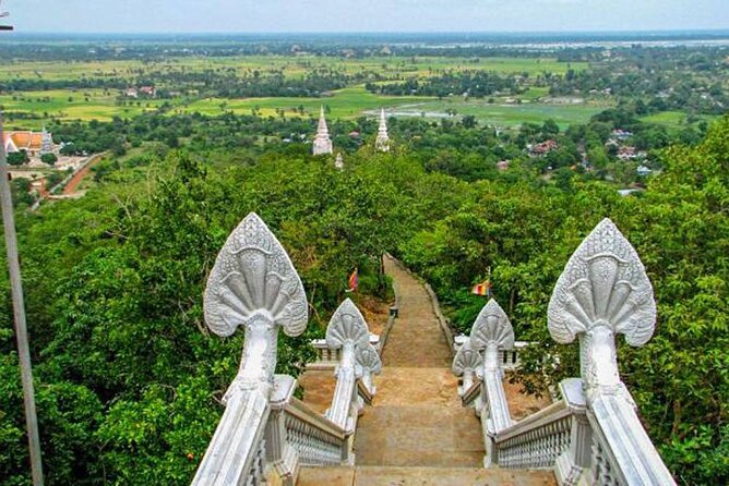 Full-Day Discover Oudong Mountain-Former Capital City & Phnom Penh City Tours - Oudong Mountain and Phnom Udong: the day’s best views come after stairs