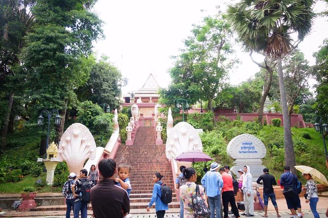 Full-Day Discover Oudong Mountain-Former Capital City & Phnom Penh City Tours - Preah Sakyamoni Chedi and Oudong Temple: ruins, shrines, and the feel of devotion