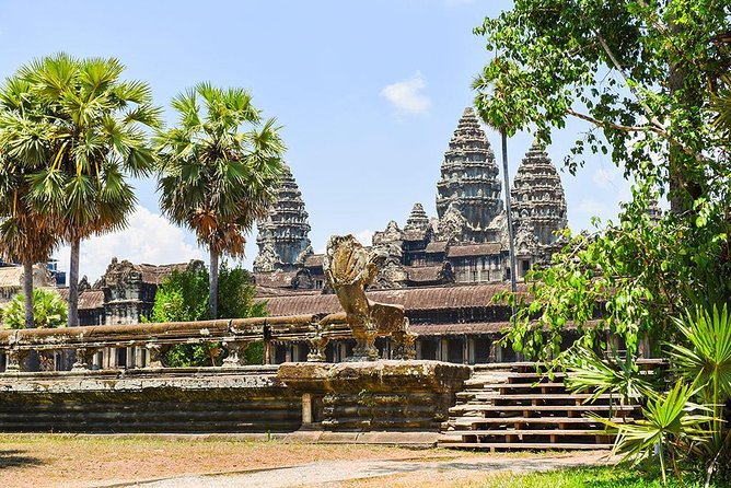 Full-Day Temples of Angkor Small Group Tour - Key highlights worth waking up for