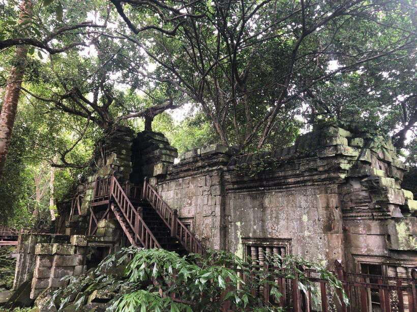 Full-Day Tour to Banteay Srey, Beng Melea & Kulen Mountain - Guides make or break the Khmer temple day, and this one often delivers