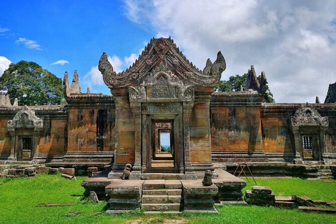 Full Day Trip to Beng Melea and Koh Ker Temple from Siem Reap - Key things you’ll notice on this Siem Reap temple day