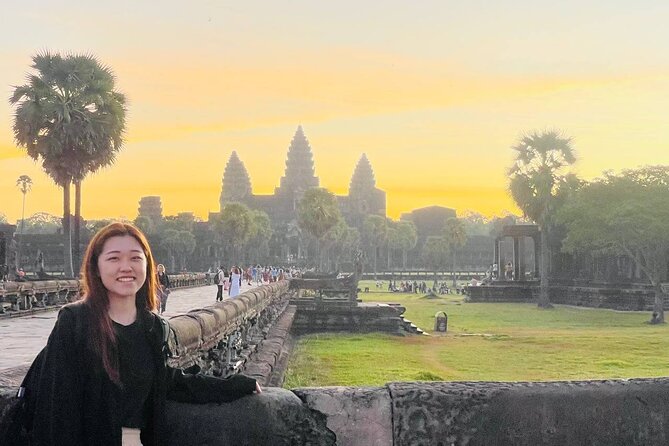 Golden Hours: Angkor wat sunrise photography tour with a pro! - Stop 1: Angkor Wat at Sunrise, Timing, and How to Plan Your Photos