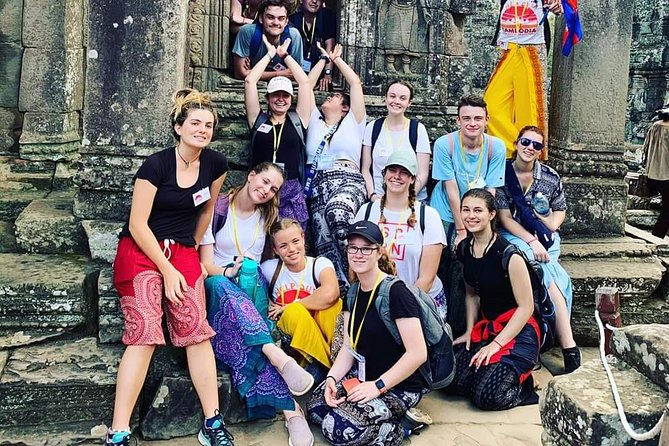 Half Day Angkor Wat Tour - Morning or Afternoon from Siem Reap - Pickup, air-con, and cool towels, the comfort wins