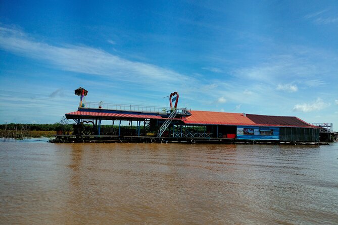 Half-Day Private Sunset Tour In Kampong Phluk From Siem Reap - Buddhist temple, church, and school stops that make the village feel real