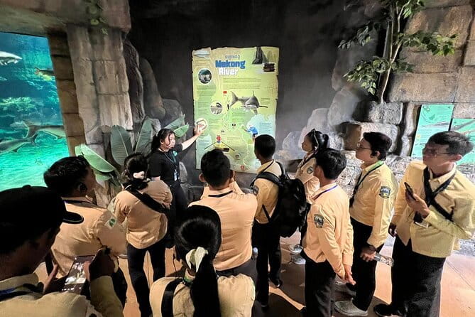 Half Day River Monster Tour with Private Guide in Siem Reap - Angkor Wildlife & Aquarium: a cleaner, calmer stop than you might expect