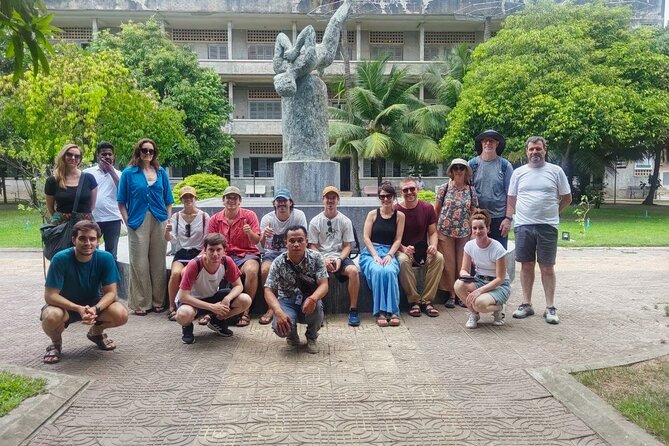 Half-Day Tour of the Killing Field and S21 - Choeung Ek Killing Fields: What You’ll See and How to Prepare