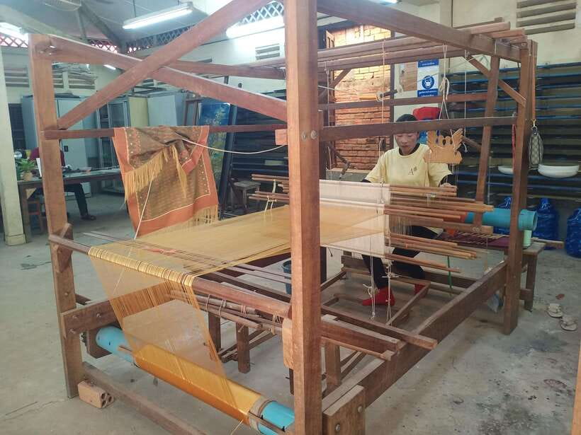 Half Day Trip: Silk Farm, Satcha, and Senteur d'Angkor Tour - Satcha Handicraft Center: six bamboo workshops with Khmer-inspired design