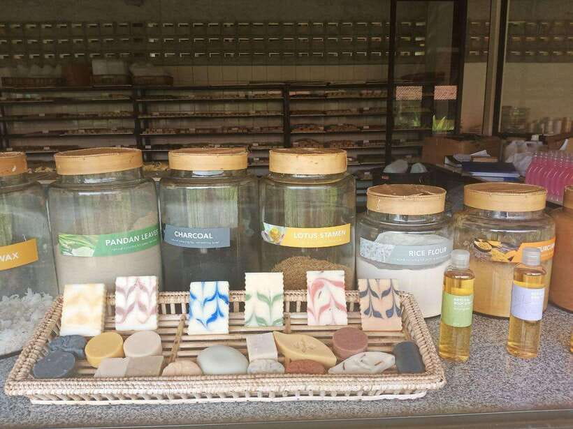 Half Day Trip: Silk Farm, Satcha, and Senteur d'Angkor Tour - Should you book the Silk Farm, Satcha, and Senteur dAngkor half-day tour?