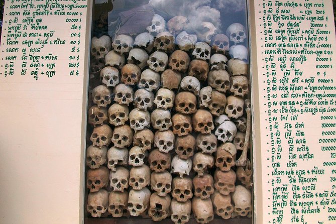 Half Day War Museum Siem Reap Killing Fields and Artisans Angkor - Artisans Angkor at the end: Khmer stone and wood traditions after the trauma
