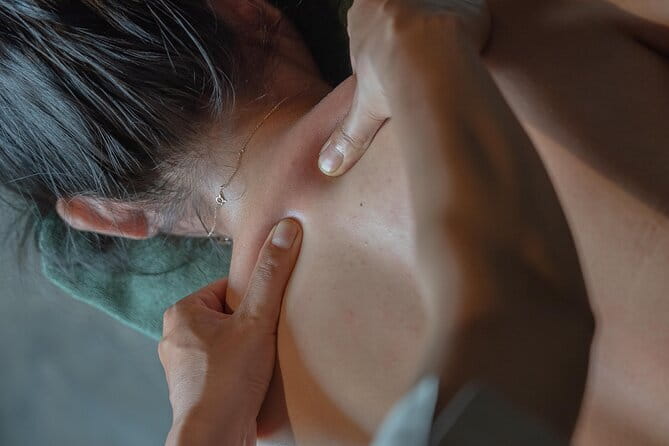 Head, Back and Shoulder Massage in Phnom Penh - Key things that make this massage worth your time