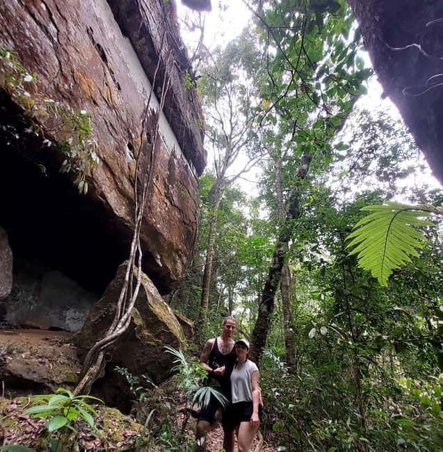 Kampot: Bokor Mountain Classic or Sunset Tour - Colonial relics: Black Palace and the abandoned story around Wat Sompov Pram