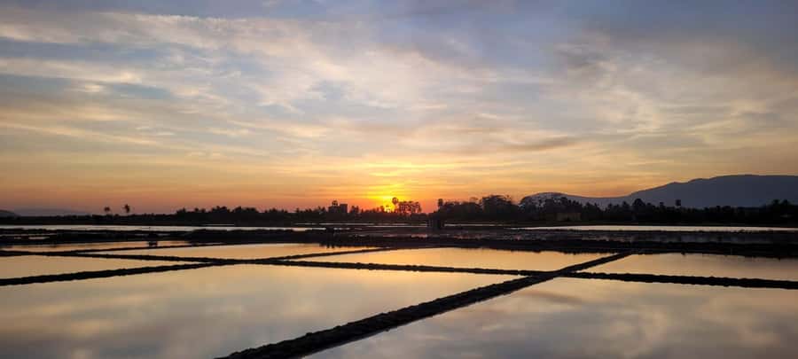 Kampot Countryside include Pepper farm, Salt field & Lake - Why this Kampot countryside ride feels like a reset