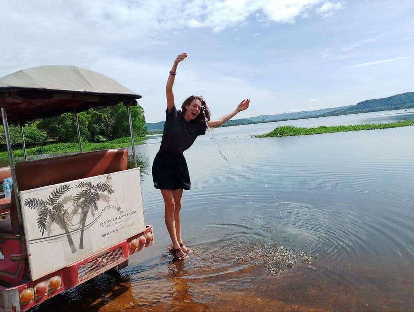 Kampot Pepper Farm Tour: Salt Fields, La Plantation & Cave - Brateak Krola Lake: where the pace drops