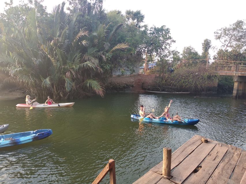 Kampot's Countryside & Kayak Tour, Pepper Farm include Lunch - Pepper farm tour and tasting hour, where lunch makes sense