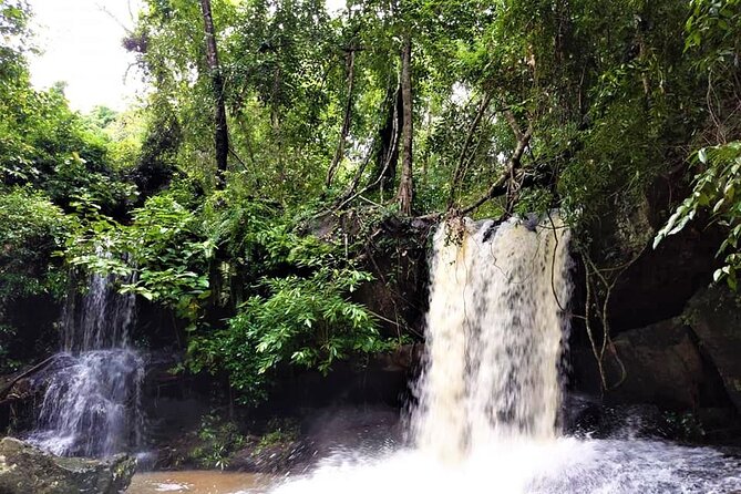 Kbal Spean Trekking Tour with Banteay Srei and Landmine Museum - Cambodia Landmine Museum: a short stop with heavy context