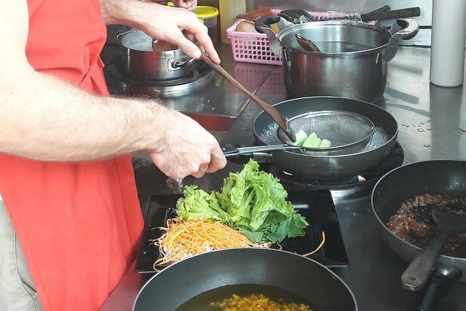 Khmer Cooking Class in Cambodia - How the chef explains Khmer ingredients and why it helps