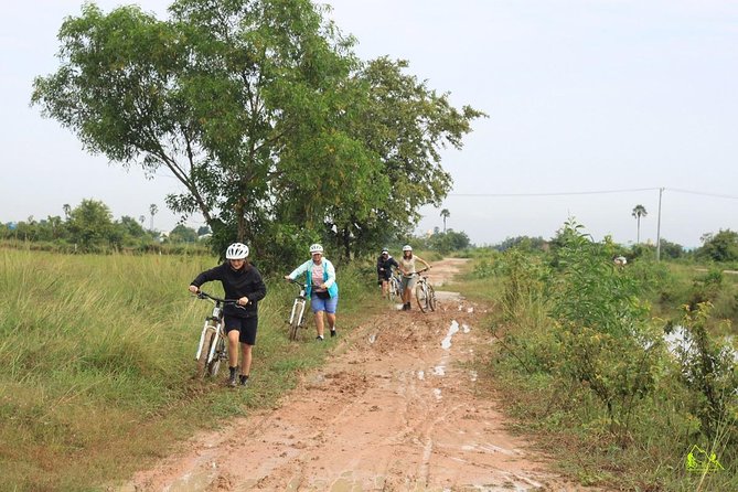 Killing Field & Paddy Rice Fields Tuk Tuk Adventure - Lunch, Street Food Tastes, and the Tuk Tuk Balance