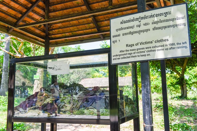 Killing Fields and Prison S21 Bus Tour - Audio guide strategy: picking the right version for your time