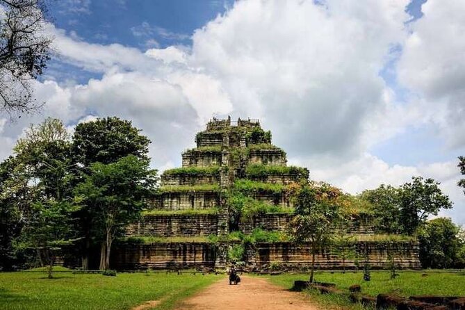 Koh Ker Temple Group & Beng Mealea Full-Day Join-in Tour - Lunch and On-Your-Own Time: Plan for Extra Spending
