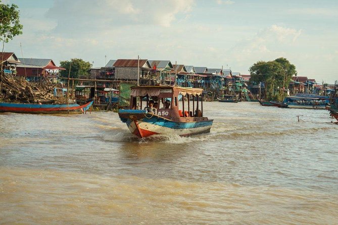 Kompong Khleang Floating Village Half-Day Private Tour - En route market stop: a smart warm-up if it’s included