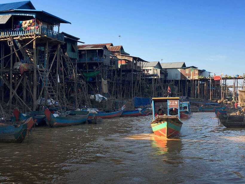 Kompong Phluk and Tonlé Sap Lake: Half-Day Tour - Siem Reap’s shortest route to Kompong Phluk and Tonle Sap Lake