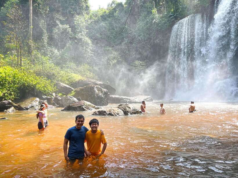 Kulen Mountain: Small-Group Tour and Picnic lunch - Poeng Ta Kho: the cliff photo stop that does not require a trek
