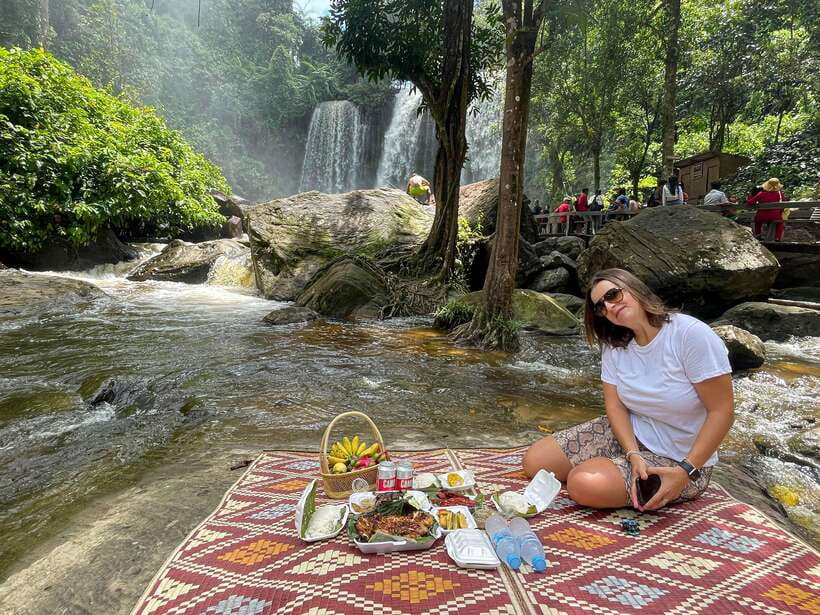 Kulen Mountain: Small-Group Tour and Picnic lunch - Wat Preach Angthom and the reclining Buddha statue