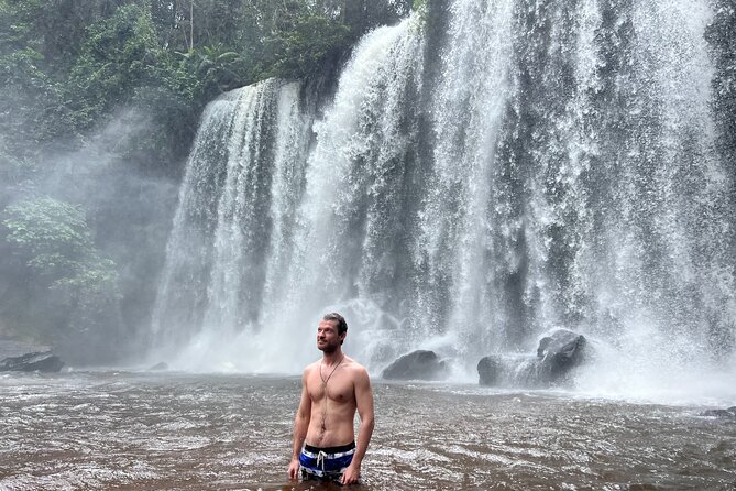 Kulen Mountain Waterfall Tour with Picnic Lunch from Siem Reap - Preah Ang Thom reclining Buddha, carved into the mountain