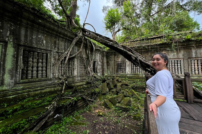 Kulen Mountain with Beng Mealea and Banteay Srei Full Day Tour - The Drive to Kulen Mountain, plus Tonle Sap Life on the Way
